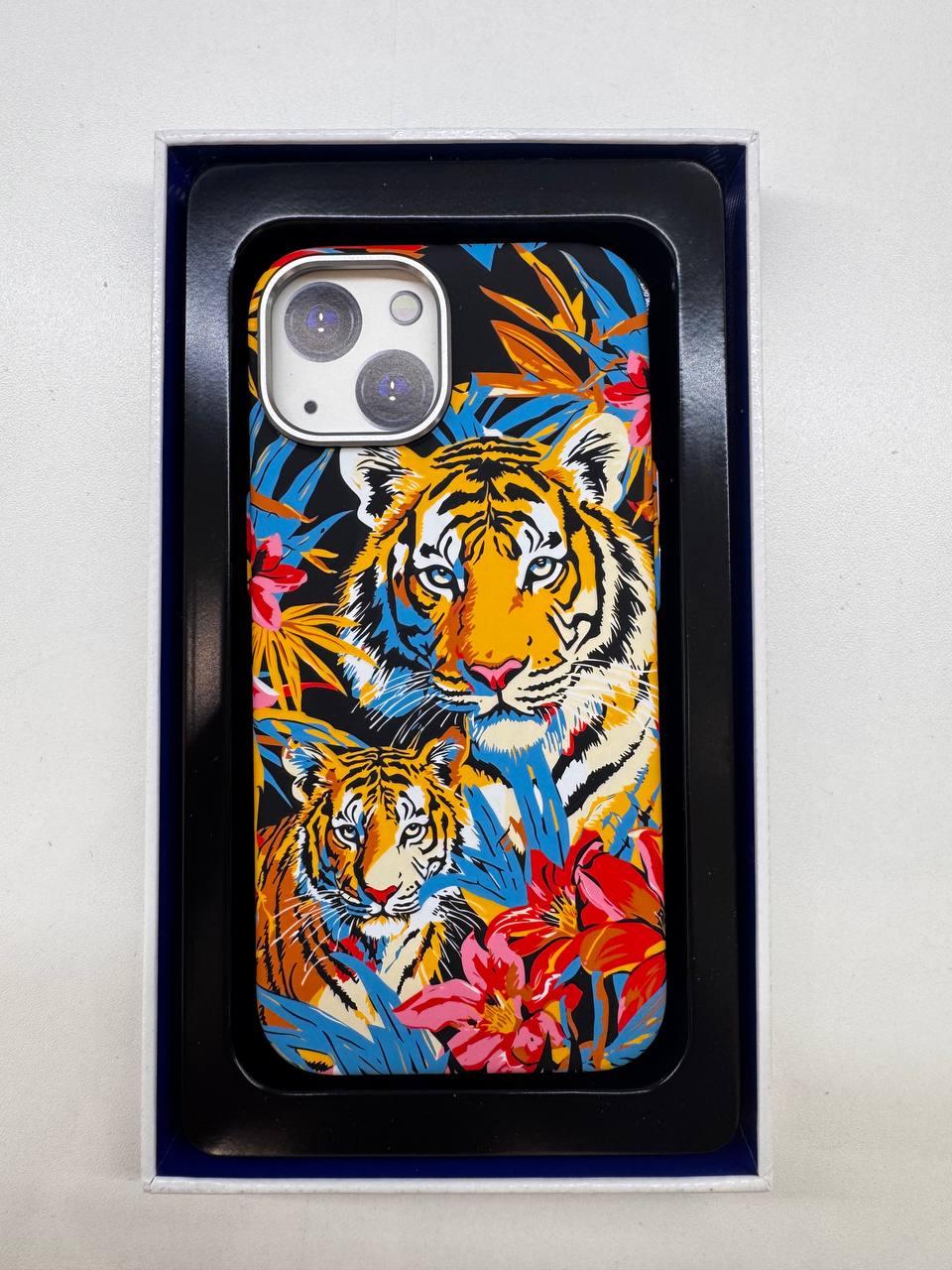 Чехол Luxo Life Plus tiger iPhone 15 Pro Чехол Luxo Life Plus tiger iPhone 15 Pro